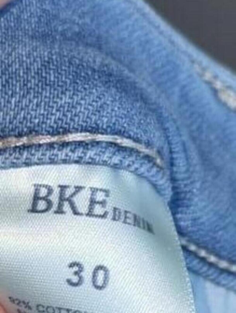 BKE Parker Universal High Rise Ankle Skinny Jeans Size 30 Distressed Denim - Picture 6 of 7